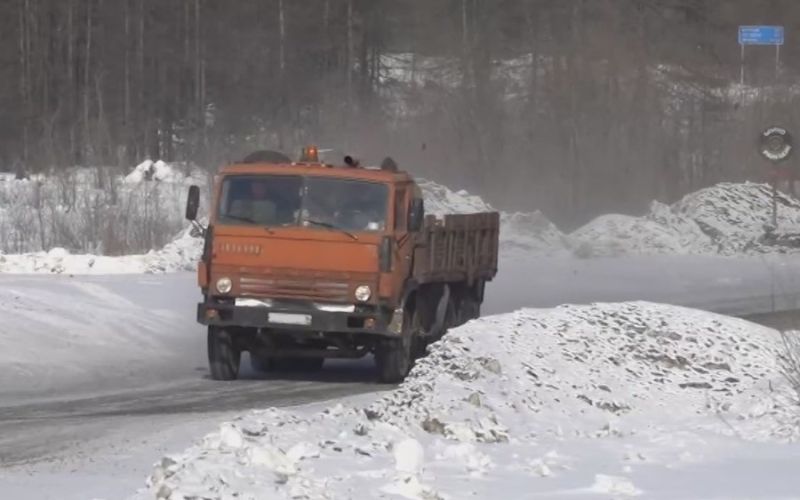 Дороги в колымском Ягодном впервые начнут асфальтировать летом 2025 года